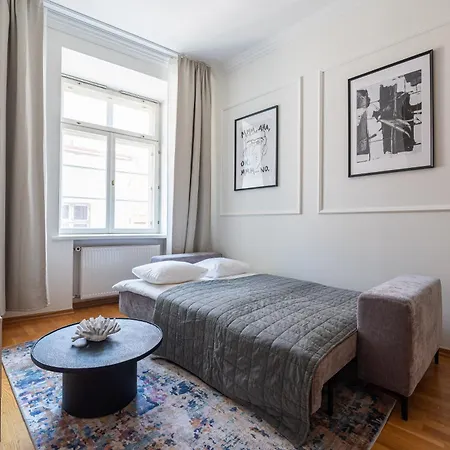 Old Town - Hall Square Apartment Tallinn