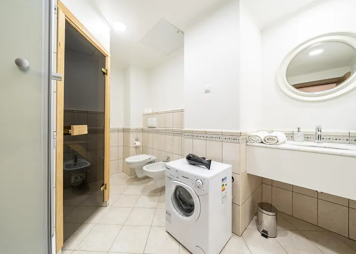 Old Town - Hall Square *