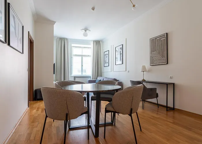 Old Town - Hall Square Apartment Tallinn