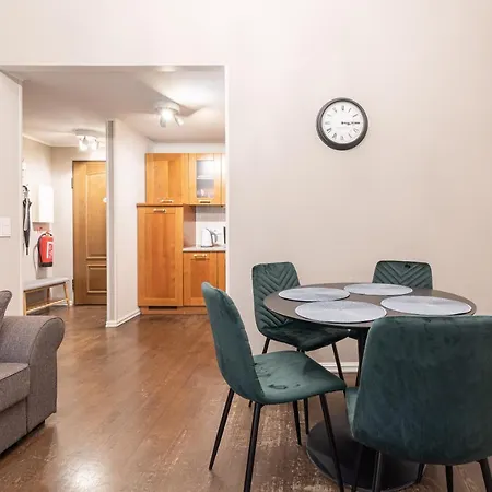 Old Town - Hall Square * Tallinn