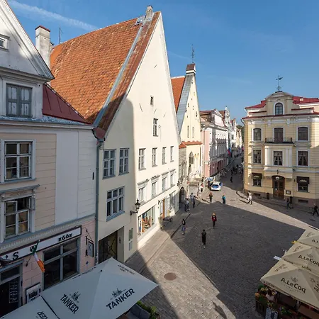 Old Town - Hall Square טאלין