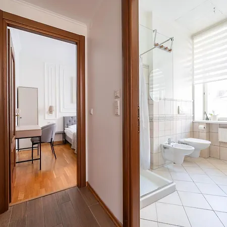 Old Town - Hall Square Daire *