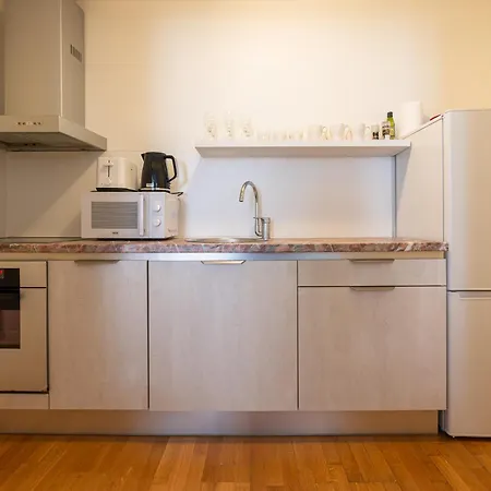 Old Town - Hall Square Daire