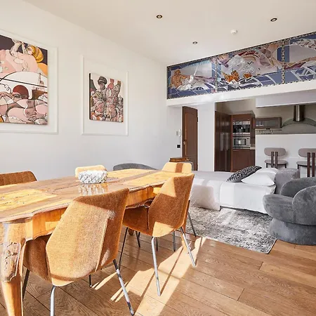 Old Town - Hall Square Apartman