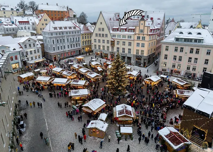 Old Town - Hall Square Apartman